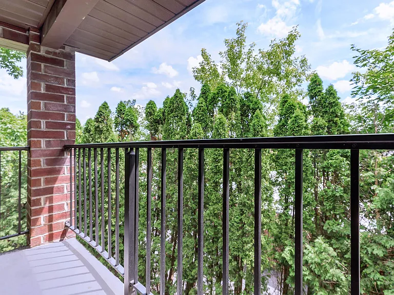 Saratoga Place — Photo 38
