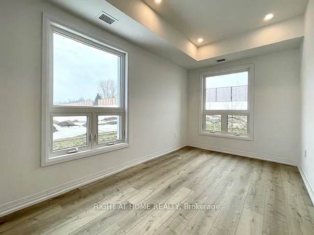 15 Kneeshaw Dr #102 — Photo 15