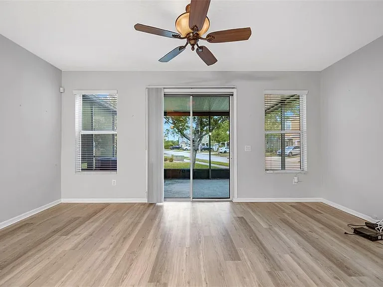 6705 Holly Heath Dr — Photo 49