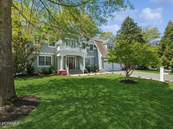 130 Oak Place, Fair Haven, NJ 07704