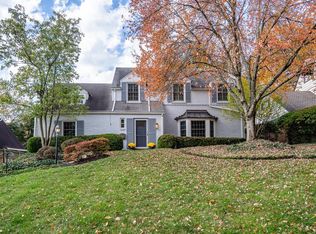 1111 Beverly Hill Dr, Cincinnati, OH 45208