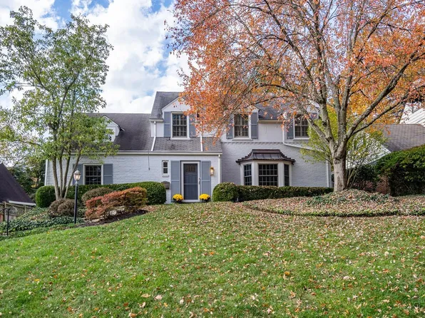 1111 Beverly Hill Dr, Cincinnati, OH 45208