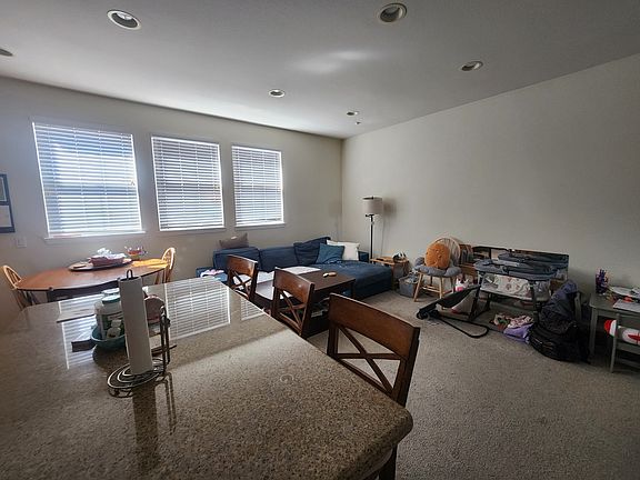 5th image of 2800 4th St Unit 102