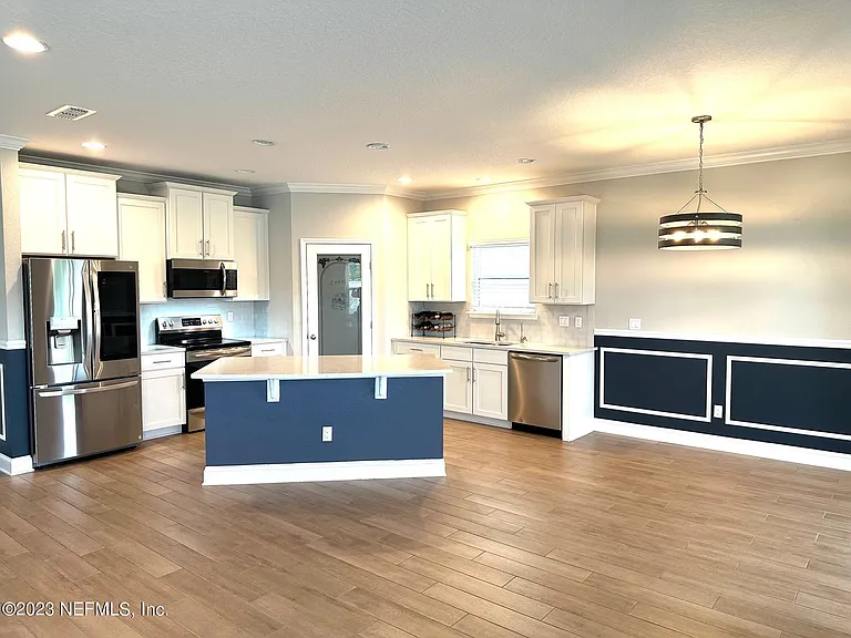8208 Cape Fox Dr — Photo 10