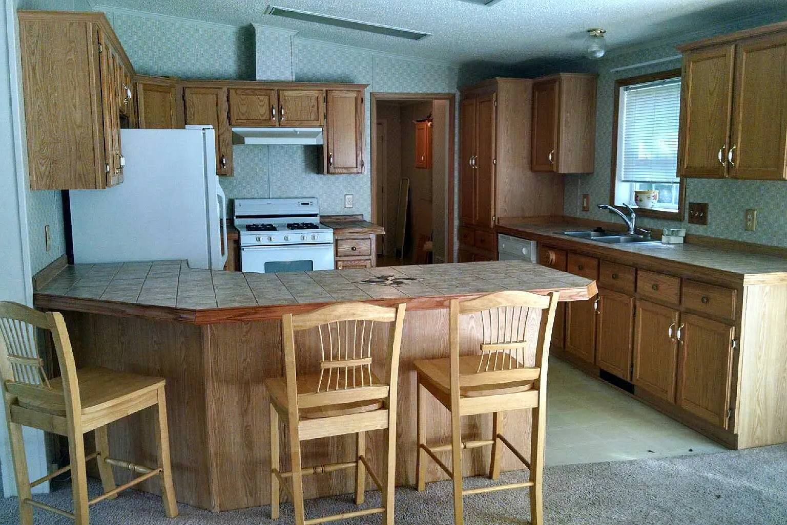 3 bedroom, 2 bath home on Bloomington's Westside — Photo 4