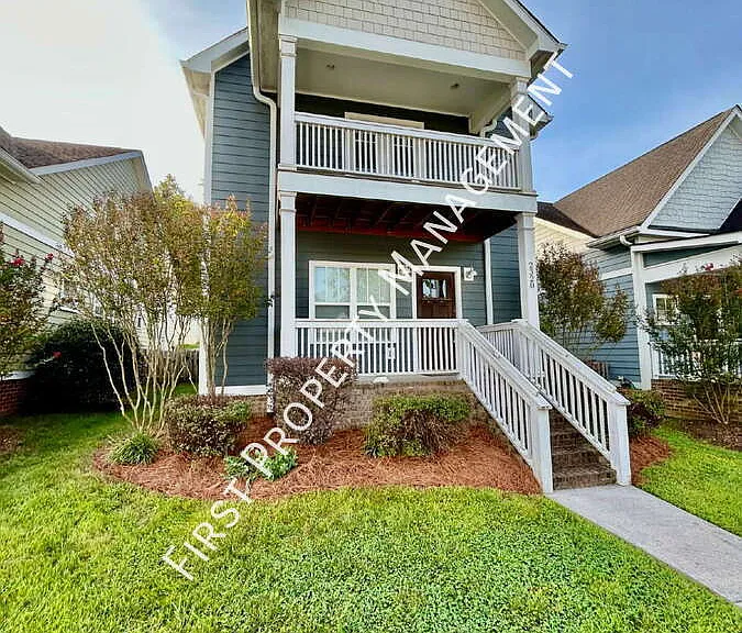 2320 Ashmore Ave — Photo 1