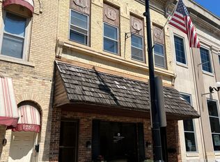 124 W James St, Columbus, WI 53925