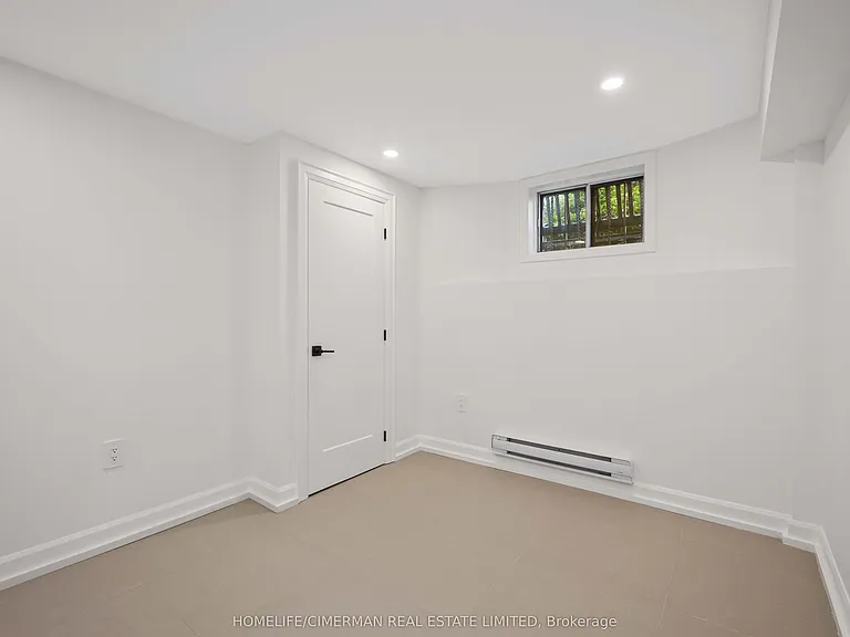 861 Ossington Ave #LOWER — Photo 22