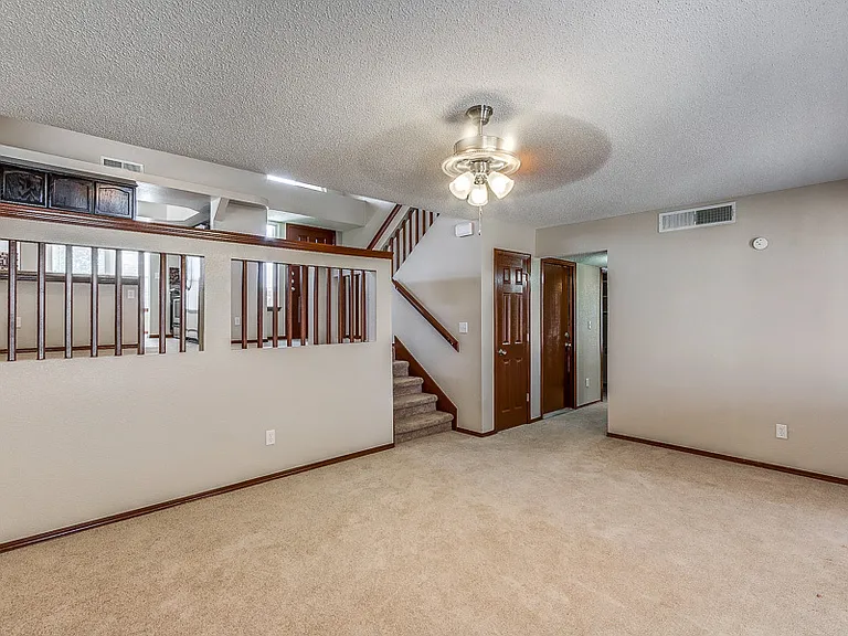 5337 Manuel Puentes Ct — Photo 14