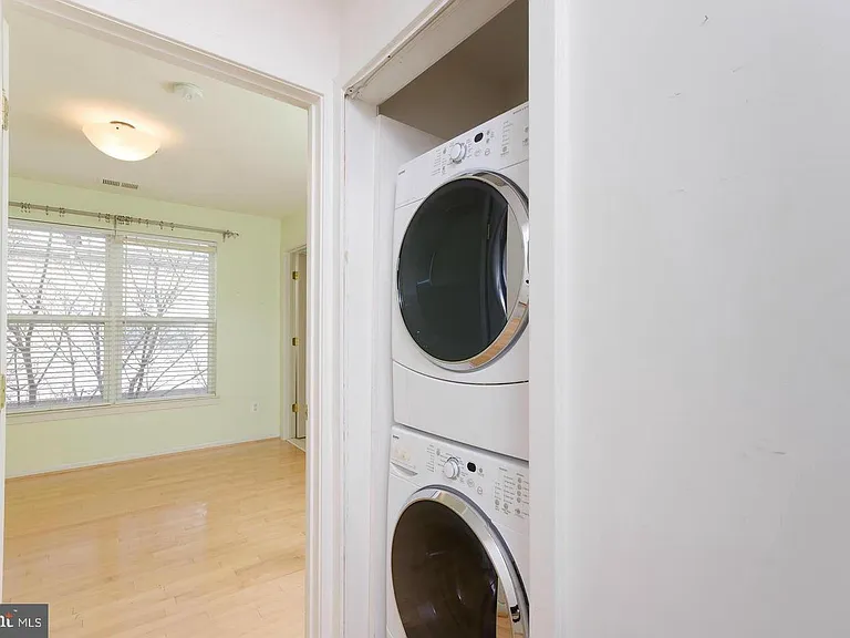 2133 12th Pl NW — Photo 23