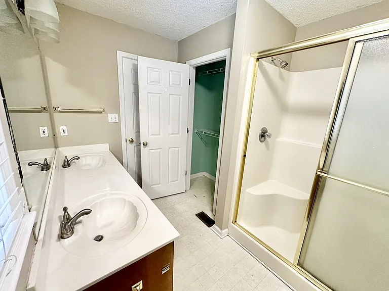 120 Southern Hills Cir — Photo 39