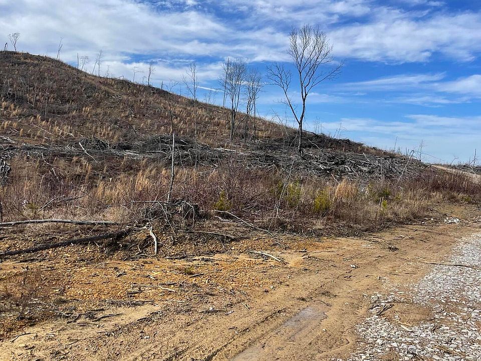 2nd image of 250 Old Cc Rd