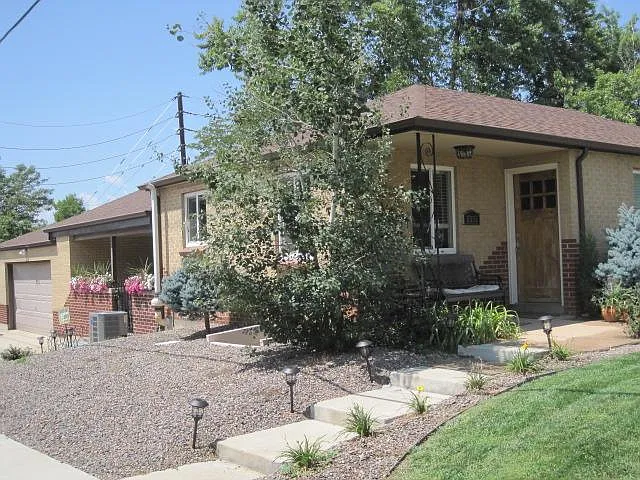 5395 S Crocker St — Photo 1