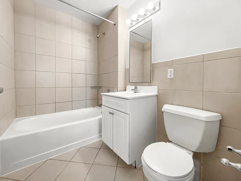 304 W 117th St #3F — Photo 8