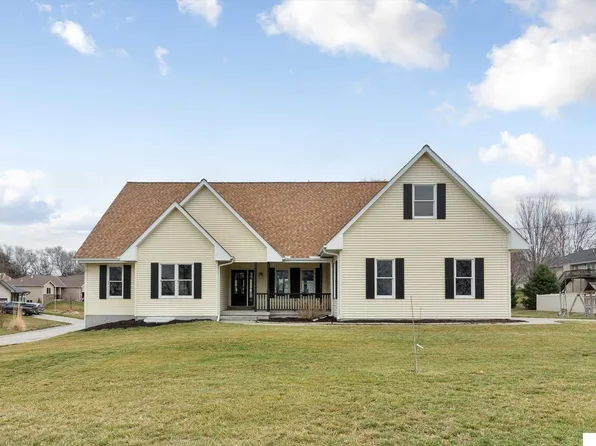 713 S 6th St, Ashland, NE 68003