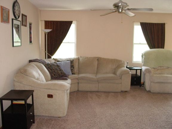 2nd image of 108 Birch St