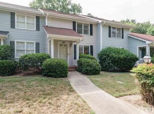 6436 Meadow View Dr, Raleigh, NC 27609