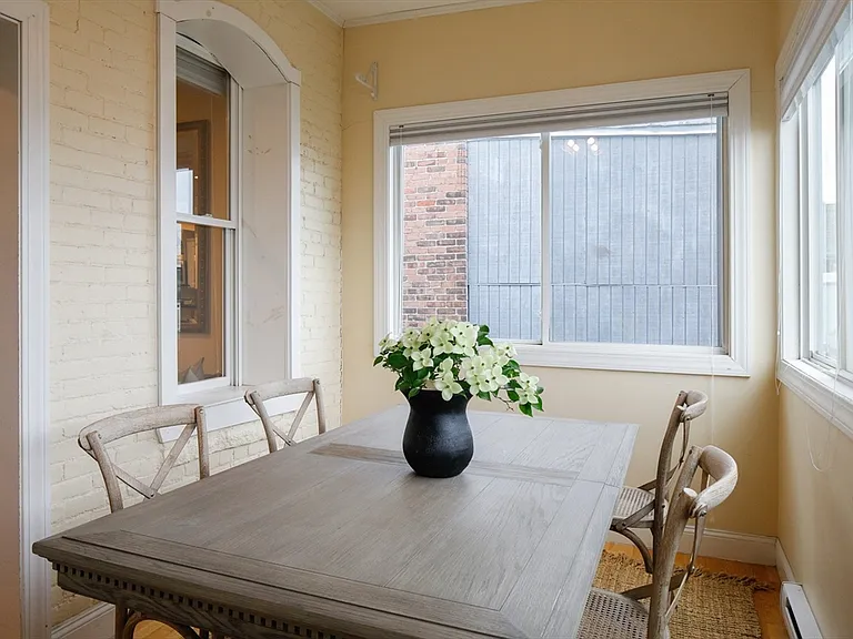 127 Cottage St #3 — Photo 3