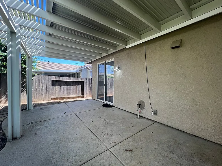 9814 Paso Fino Way — Photo 39