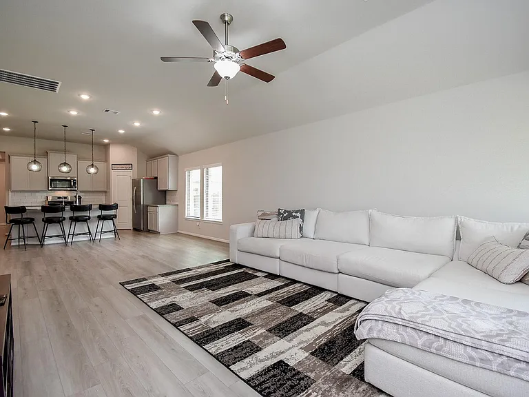 17007 Shine Bright Ct — Photo 27