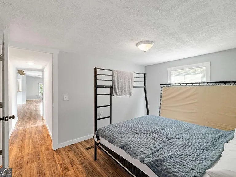1330 Old Northcutt Rd — Photo 13