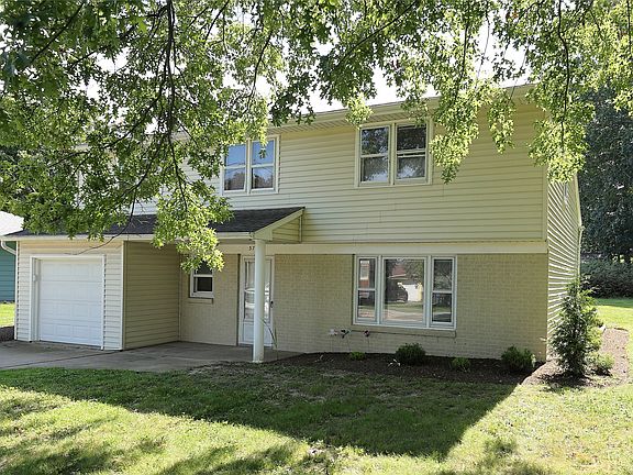 3rd image of 3725 W 38th St
