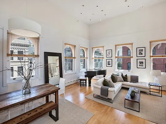 Sold by Sotheby's International Realty | media 10