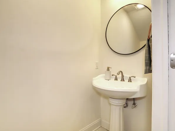 36 Independence Way image 17 of 40