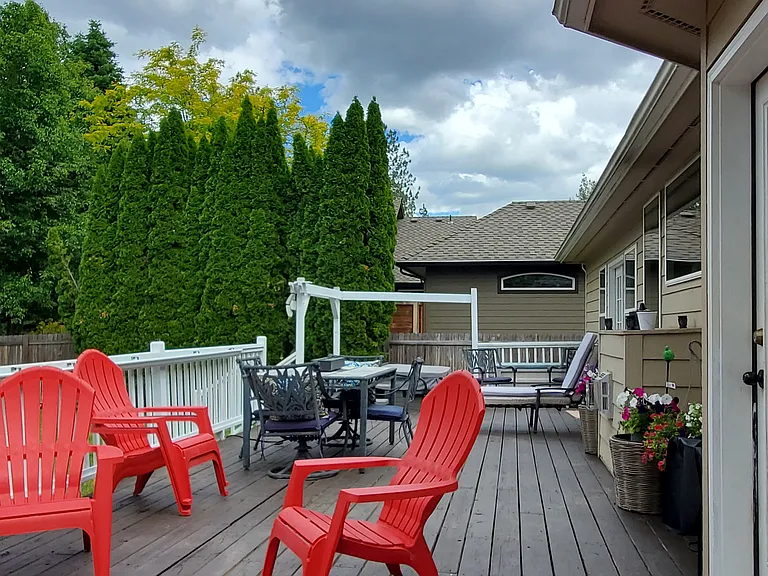 322 W Charlton Ave — Photo 33