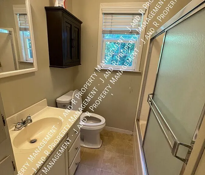 13589 River Rd — Photo 10