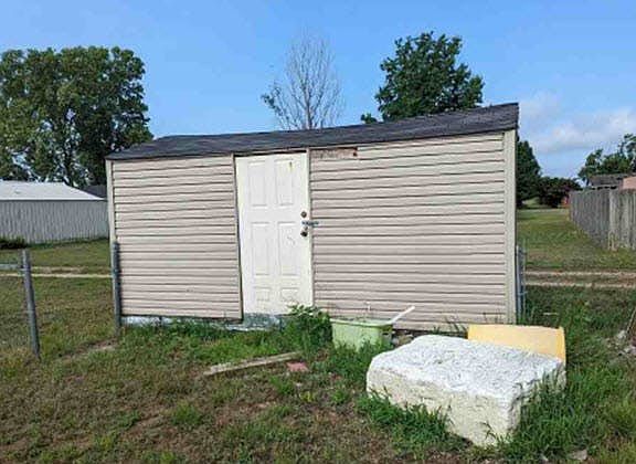 5th image of 1705 Stokelan Dr