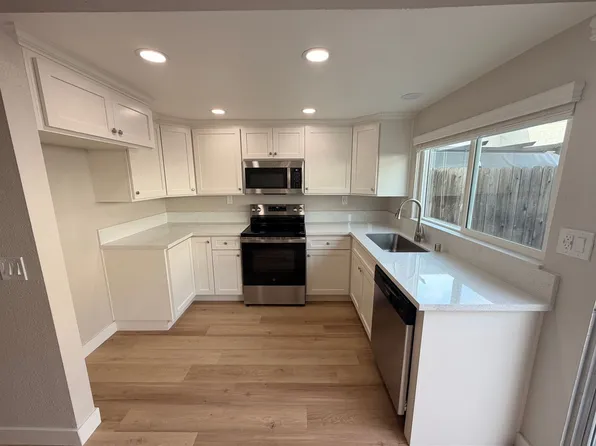 Beach Creek Resort Apartments