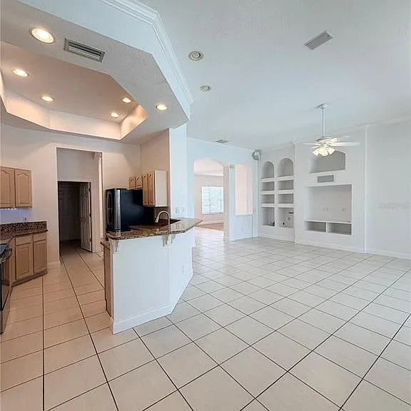 442 Knight Dr — Photo 3