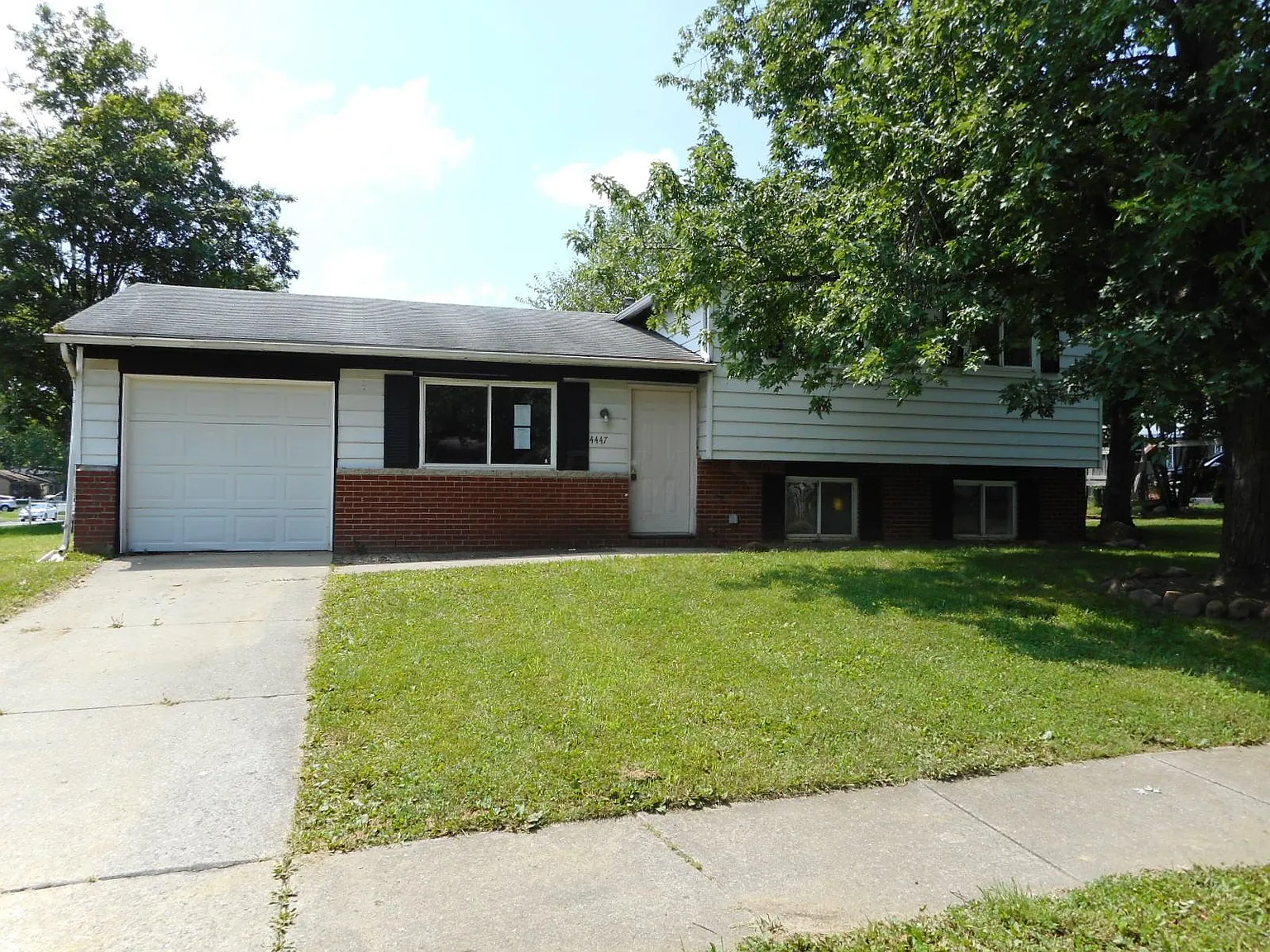 4447 Valleydale Way photo 1