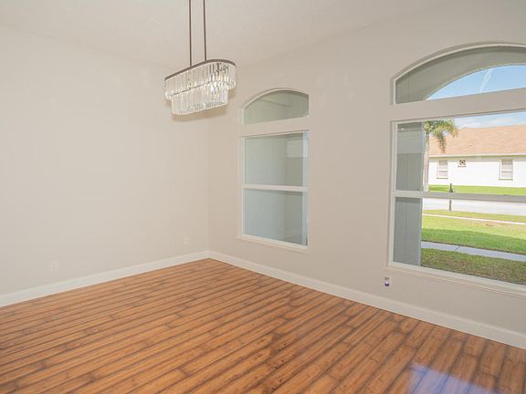 4th image of 4104 San Beluga Way