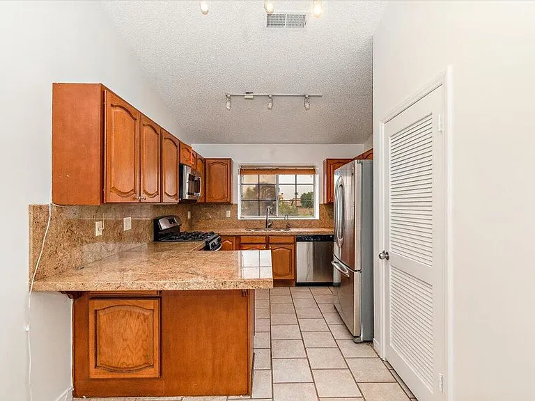 68954 Durango Rd — Photo 11
