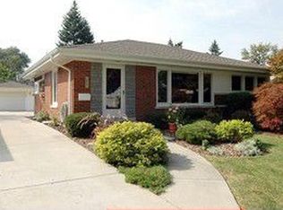 420 N Hickory Ave, Arlington Heights, IL