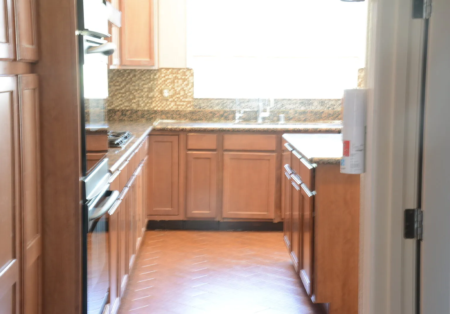 4 bed, 3.0 bath, 3126 sqft, $2,995 — Photo 4