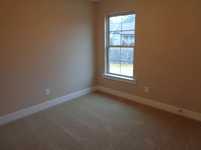 4395 Ridgemont Cir — Photo 15