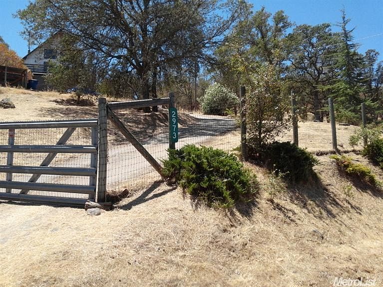 1st image of 2973 Hoffman Dr