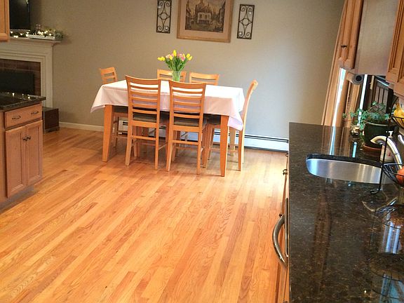 Dining room from kitchenview