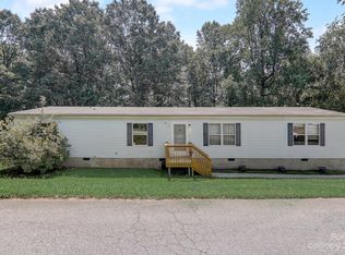 15 Flowering Dogwood Dr, Candler, NC 28715