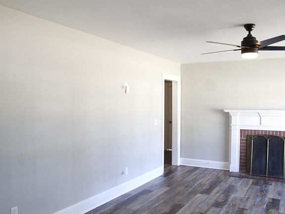 4th image of 907 Leggett Rd