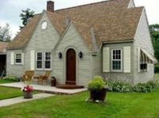 87 Lancaster Rd, Gorham, NH 03581