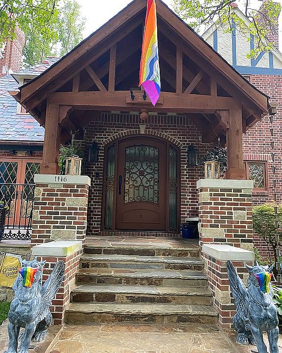2nd image of 1116 Bellerive Blvd