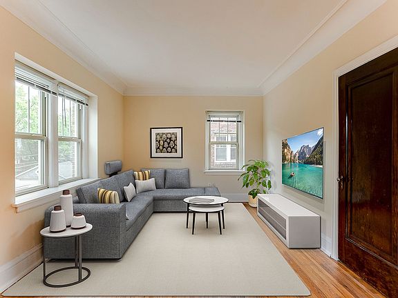 3rd image of 3440 Emerson Ave S #18328406