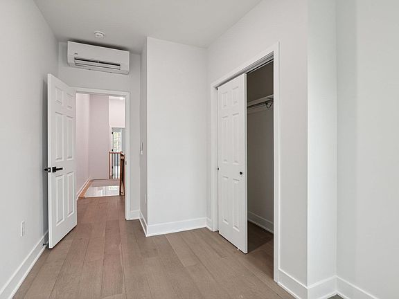 4th image of 36 Park St Floor 2