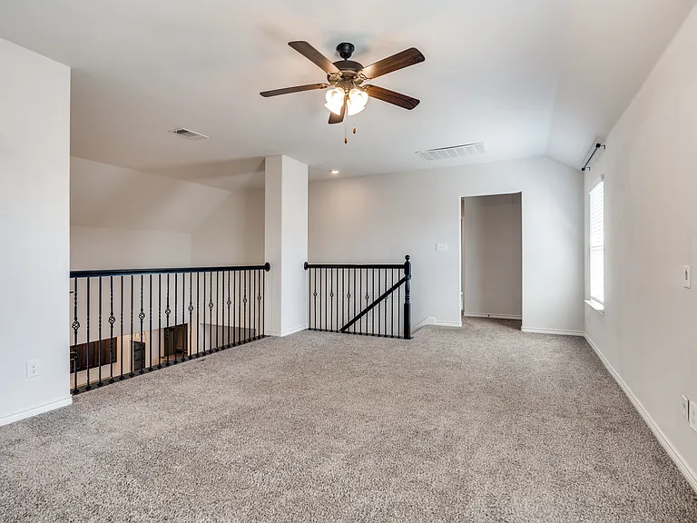3094 Maverick Dr — Photo 32