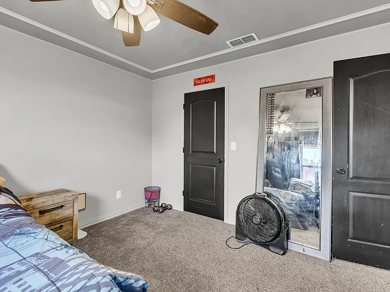 6515 Amber Dr — Photo 10