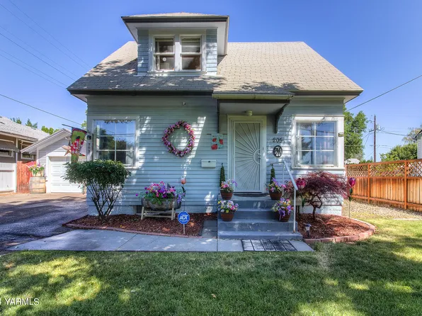 205 S 32nd Ave, Yakima, WA 98902